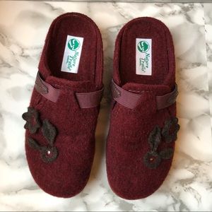 Nature Trails  by Parth Burgundy Felt Slippers
